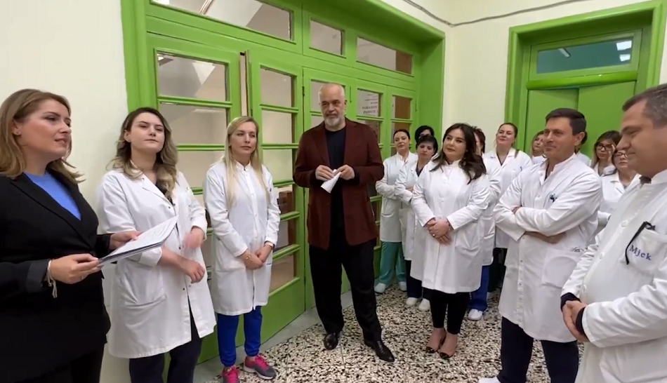 Rama: Nga prilli rriten pagat e mjekeve te pergjithshem dhe infermiereve